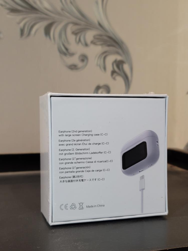 Airpods Pro + Display